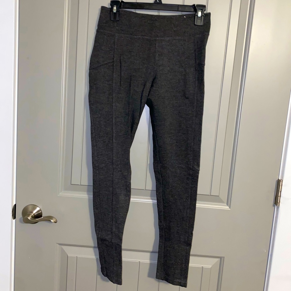 Grey leggings